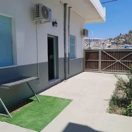For Your Vacations Only Galatas  Exterior photo